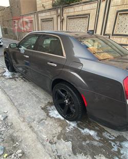 کرایسلەر 300